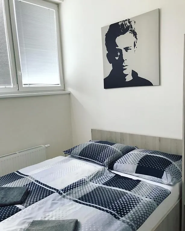 Konukevi Penzion Dmz Ostrava